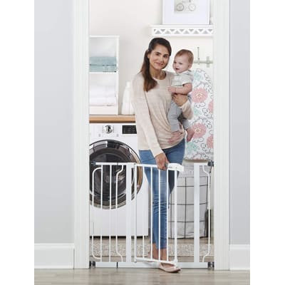 Regalo Easy Step Super Wide Baby Gate